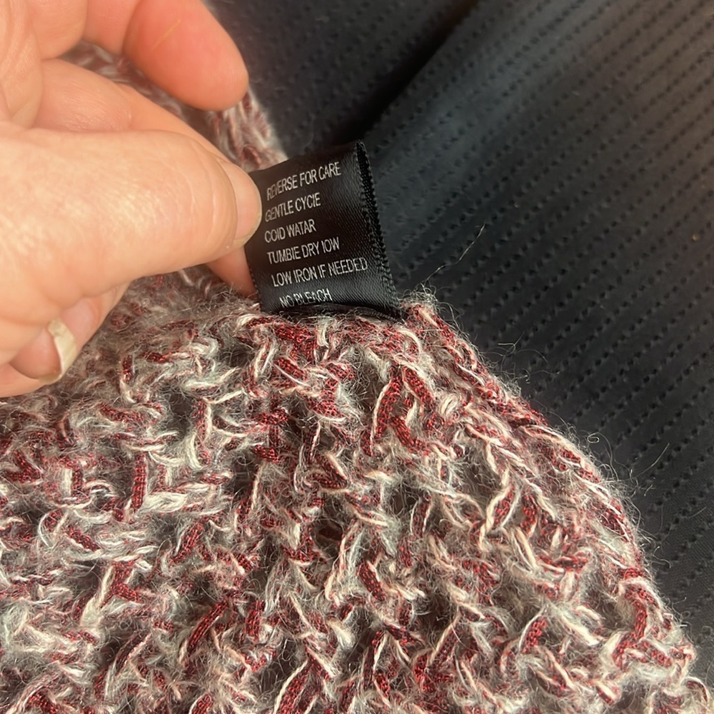 morning Apple wool  knit sweater - Picture 3 of 4